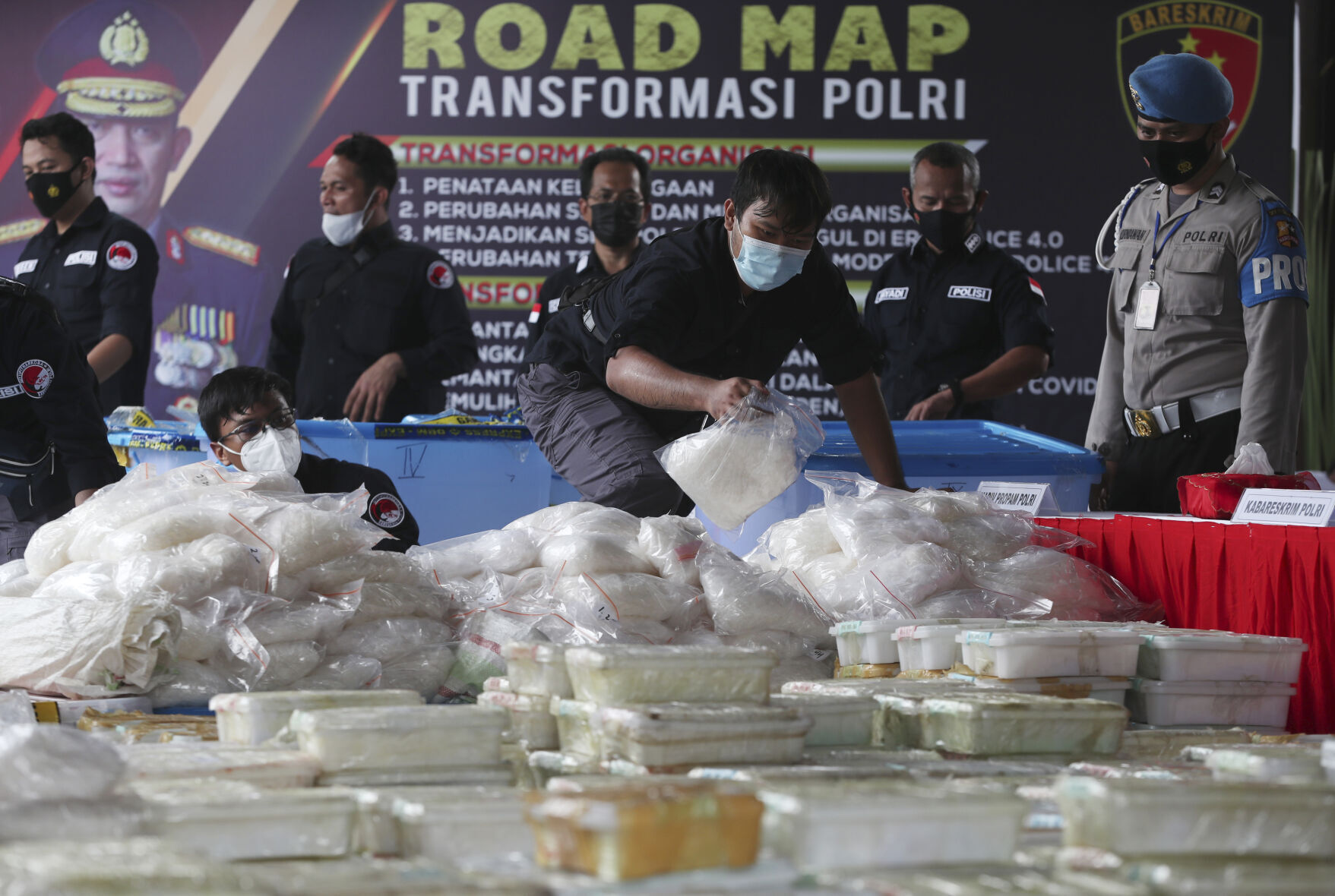 APTOPIX Indonesia Drug Smuggling